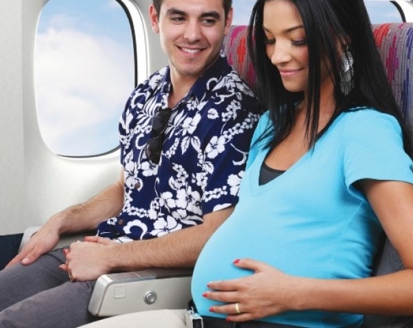 apakah-wanita-hamil-boleh-naik-pesawat-terbang
